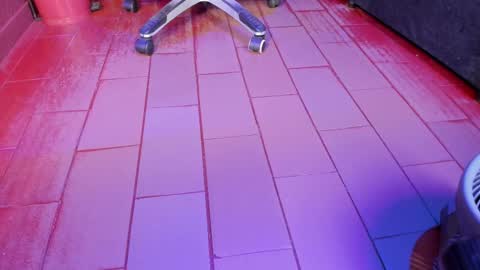 Snapshot of olivia_seex chatting on March 11, 2025, 1:01 pm online show from March 11, 2025, 1:01 pm