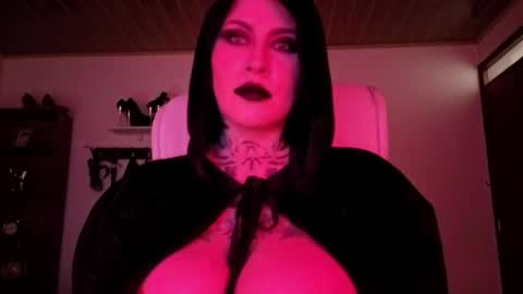 Snapshot of olivia_seex chatting on October 1, 2025, 1:17 pm online show from October 1, 2025, 1:17 pm