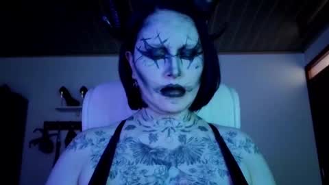 Snapshot of olivia_seex chatting on October 6, 2025, 2:25 pm online show from October 6, 2025, 2:25 pm
