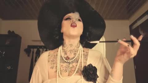 Snapshot of olivia_seex chatting on October 31, 2025, 1:34 pm online show from October 31, 2025, 1:34 pm