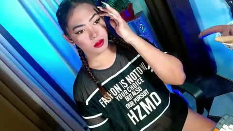 Miss OLIVIA online show from September 20, 2025, 8:15 am