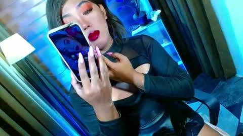 Snapshot of olivia_the_temptress27 chatting on May 23, 2026, 8:40 am Miss OLIVIA online show from May 23, 2026, 8:40 am