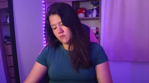 Olivia online show from April 24, 2026, 12:29 pm