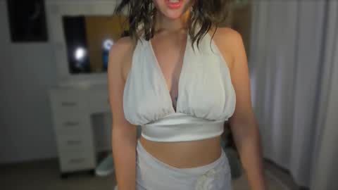 Snapshot of olivia_xd_ chatting on January 10, 2026, 7:43 am Olivia online show from January 10, 2026, 7:43 am