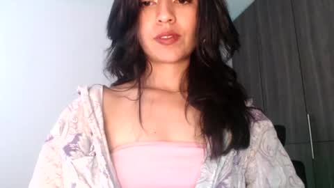 oliviaaa__ online show from January 24, 2025, 3:02 pm