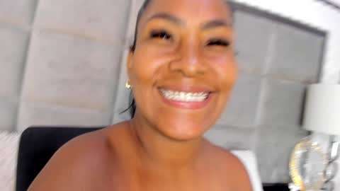 Snapshot of oliviaburningmilf chatting on January 20, 2025, 10:37 pm Olivia Burning online show from January 20, 2025, 10:37 pm