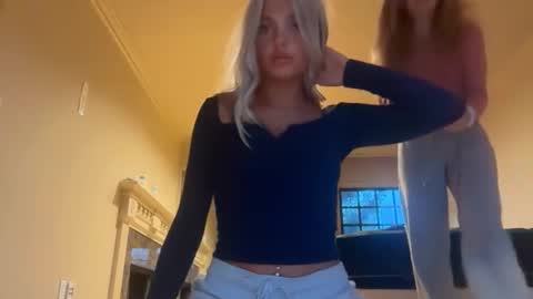 oliviacarterrr online show from November 28, 2025, 12:02 am