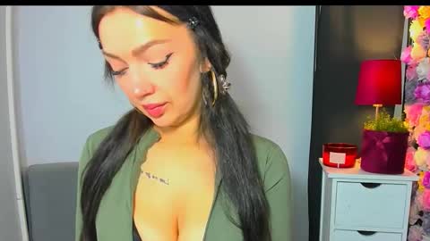 OliviaDirty online show from April 28, 2026, 6:51 am