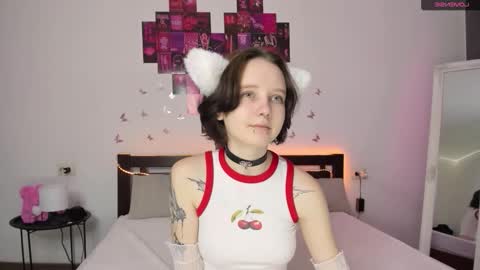 Snapshot of oliviaflex chatting on November 22, 2025, 11:42 am Rica online show from November 22, 2025, 11:42 am