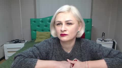 OliviaHorst online show from January 21, 2025, 12:07 pm