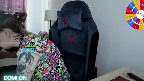 . online show from February 21, 2025, 10:07 am