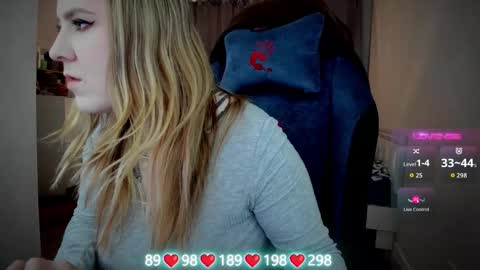 . online show from October 4, 2025, 5:27 am