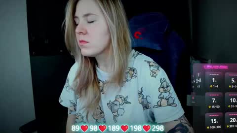 . online show from October 26, 2025, 3:23 am