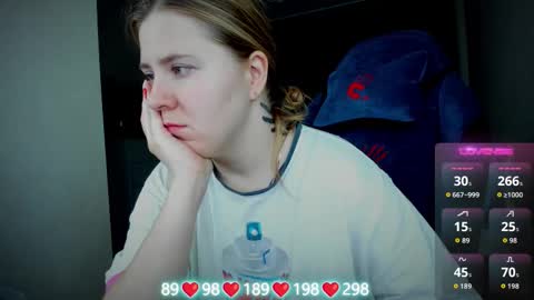 . online show from November 4, 2025, 3:38 am