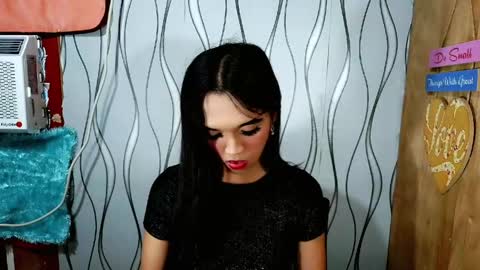 Snapshot of olivianiczxasshieerrraa6 chatting on April 23, 2026, 7:05 pm NICOLE online show from April 23, 2026, 7:05 pm