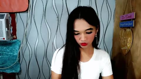 Snapshot of olivianiczxasshieerrraa6 chatting on April 24, 2026, 9:50 pm NICOLE online show from April 24, 2026, 9:50 pm