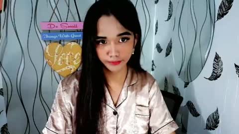 Snapshot of olivianiczxasshieerrraa6 chatting on May 10, 2026, 4:06 am NICOLE online show from May 10, 2026, 4:06 am