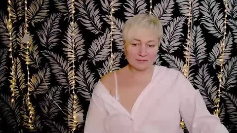 Kelly online show from March 3, 2025, 3:31 pm