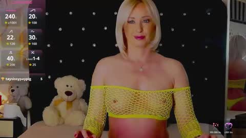 Olivia online show from April 21, 2026, 1:42 am