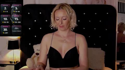 Olivia online show from January 31, 2025, 4:58 am