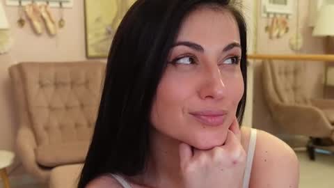 OliviaSway online show from February 28, 2025, 3:59 am