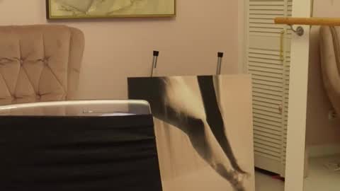 OliviaSway online show from March 4, 2025, 1:23 am