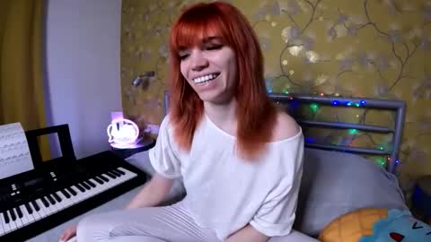 Angelina Lina online show from November 25, 2025, 7:25 pm