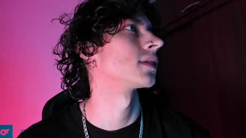     online show from December 24, 2024, 5:38 am