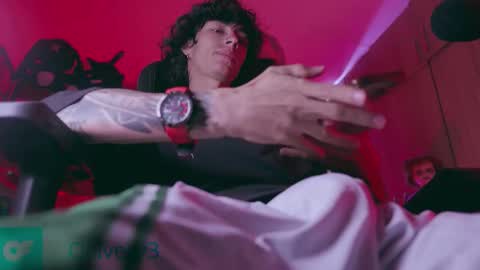     online show from November 22, 2025, 2:43 am