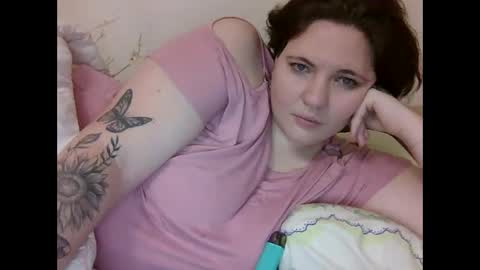 OlyaFire online show from December 28, 2024, 6:40 pm