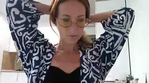 Snapshot of olyra11 chatting on July 20, 2026, 3:47 pm olyra11 online show from July 20, 2026, 3:47 pm