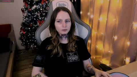 on_yxxx online show from January 29, 2025, 2:42 pm