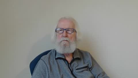 Snapshot of onanister chatting on March 12, 2025, 8:08 am Somewhere over the rainbow online show from March 12, 2025, 8:08 am