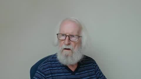 Snapshot of onanister chatting on September 22, 2025, 12:40 pm Somewhere over the rainbow online show from September 22, 2025, 12:40 pm