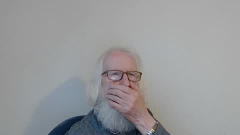 Somewhere over the rainbow online show from December 16, 2025, 8:30 am