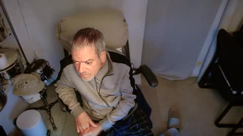 ondoko1234 online show from November 1, 2025, 2:46 am