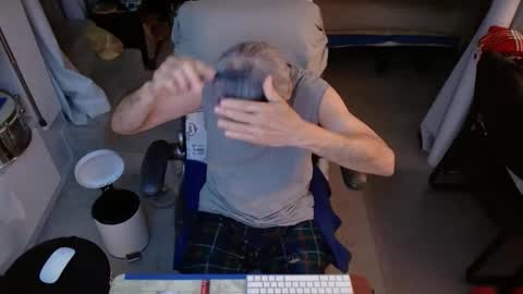 ondoko1234 online show from December 14, 2025, 2:50 am