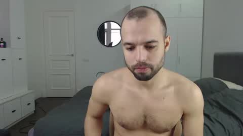 Snapshot of onebestlover chatting on February 10, 2025, 9:14 am onebestlover online show from February 10, 2025, 9:14 am