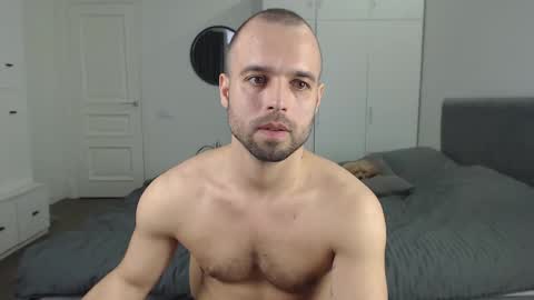 Snapshot of onebestlover chatting on February 16, 2025, 1:38 pm onebestlover online show from February 16, 2025, 1:38 pm