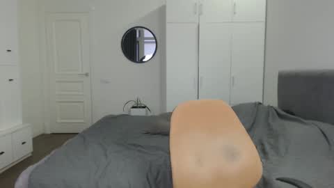 Snapshot of onebestlover chatting on February 18, 2025, 2:06 pm onebestlover online show from February 18, 2025, 2:06 pm