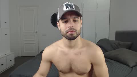 Snapshot of onebestlover chatting on February 26, 2025, 8:48 am onebestlover online show from February 26, 2025, 8:48 am