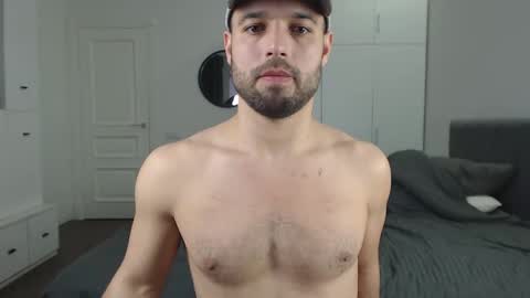 Snapshot of onebestlover chatting on February 26, 2025, 2:57 pm onebestlover online show from February 26, 2025, 2:57 pm