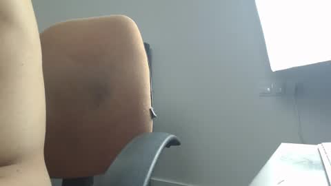 Snapshot of onebestlover chatting on March 2, 2025, 10:03 am onebestlover online show from March 2, 2025, 10:03 am