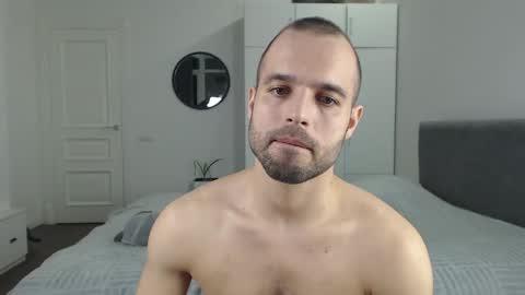 Snapshot of onebestlover chatting on March 8, 2025, 7:20 pm onebestlover online show from March 8, 2025, 7:20 pm