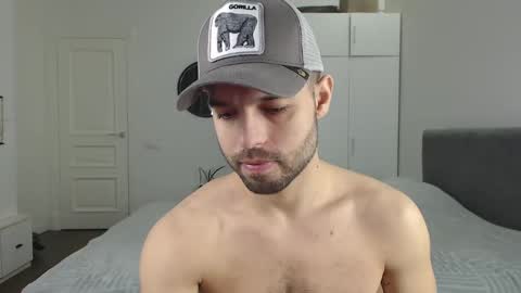 Snapshot of onebestlover chatting on March 10, 2025, 8:48 am onebestlover online show from March 10, 2025, 8:48 am