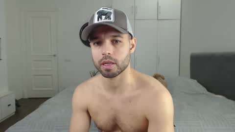 Snapshot of onebestlover chatting on March 12, 2025, 12:57 pm onebestlover online show from March 12, 2025, 12:57 pm