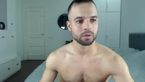 Snapshot of onebestlover chatting on September 26, 2025, 9:57 am onebestlover online show from September 26, 2025, 9:57 am