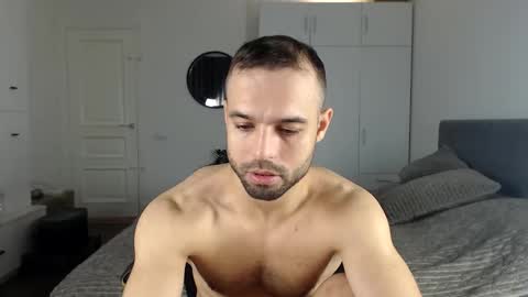 Snapshot of onebestlover chatting on October 25, 2025, 9:39 am onebestlover online show from October 25, 2025, 9:39 am