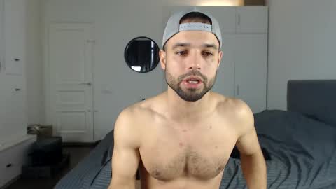 Snapshot of onebestlover chatting on October 31, 2025, 6:58 am onebestlover online show from October 31, 2025, 6:58 am