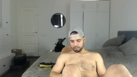 Snapshot of onebestlover chatting on November 2, 2025, 10:39 am onebestlover online show from November 2, 2025, 10:39 am